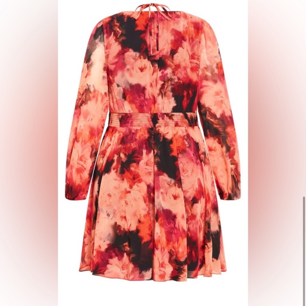 City chic Mischa dress size Large new with tag 
dark floral - Picture 6 of 7